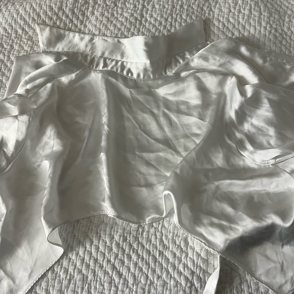 Zara blouse - Picture 2 of 6